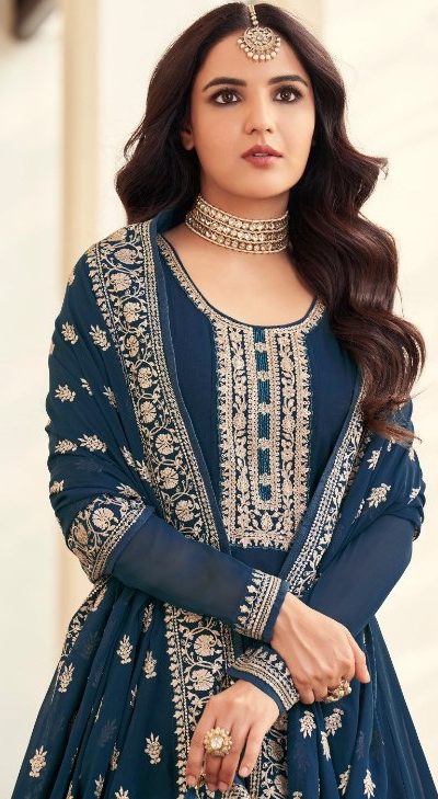 Majestic Navy Blue Color Georgette Embroidery Salwar Suit