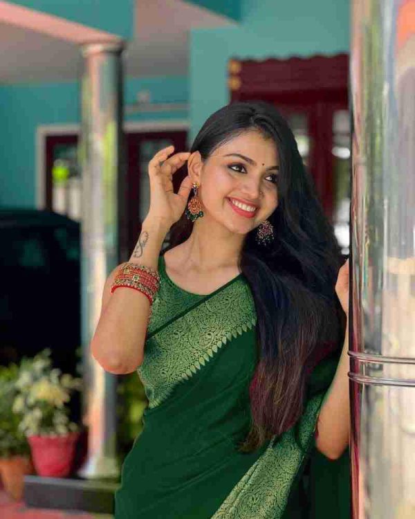 Stylish Green Color Soft Lichi Silk Cloth Jacquard All Over Saree
