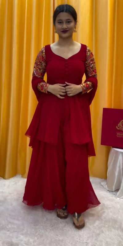 Pretty Red Color Fox Georgette Thread Work With Fancy Button Salwar Suit