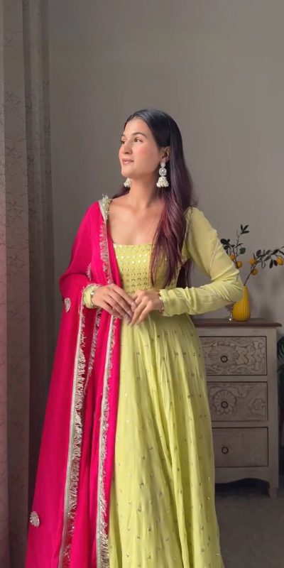 Cool Pista Color Foix Georgette Thread With Sequence Salwar Suit