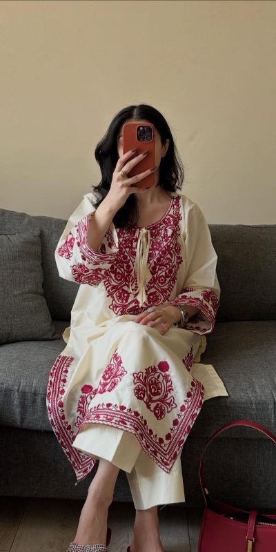 BE 386 Off White Color Roman Silk Embroidery Work Salwar Suit Casual, Wedding, Festive, Events . Expected Delivery 4-6 Working Days @1899/- only | Jump Suits, Salwar suit, Casual Suits, Creative suits, Designer Suits, Palazzo Suits, Party Wear Suits, Patiala Suits, Straight Suits