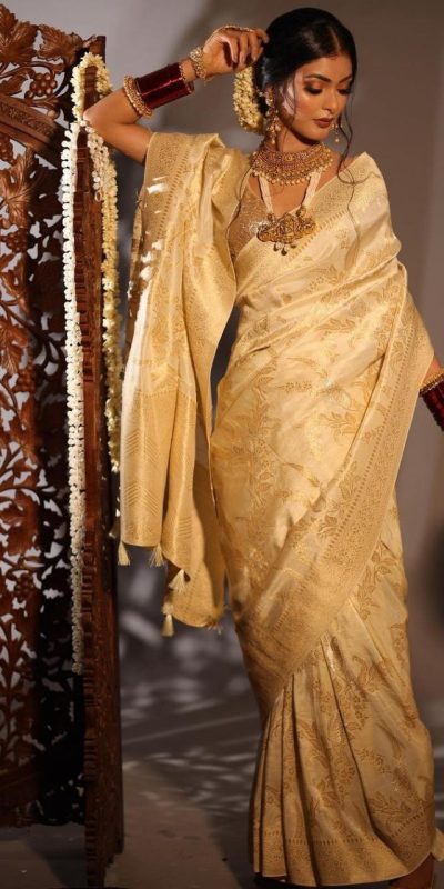 KP 3088 Off White Designer Work in Soft Lichi Silk Jacquard Work Saree at just ₹1399. Delivery 4-6 Working Days. Shop now. | Sarees, Bollywood Sarees, Creative Sarees, Designer Sarees, Embroidered Sarees, Ethnic Saree, Modern Digital sarees, Party Wear Sarees