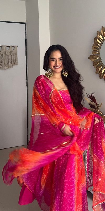 YNF 5010 Peach Color Georgette Floral Print With Lace Touch Up Gown Casual, Wedding, Festive, Events . Expected Delivery 4-6 Working Days @1849/- only | Gowns, Bollywood Gowns, Creative Gowns, Designer Gowns, Embroidered Gowns, Party Wear Gowns