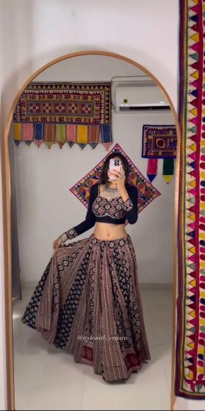 LG 649 Black Color Rayon Lehenga Choli With Lace Work & Cowrie Work. Now at just ₹1999. Delivery 4-6 Working Days. Shop now. | Lehenga, Bollywood Lehenga, Creative Lehenga, Designer Lehenga, Embroidered Lehenga, Party Wear Lehenga