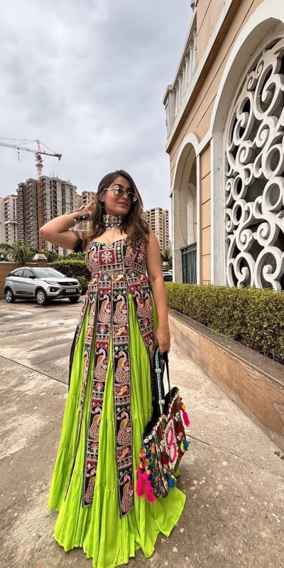 P LG 651 Parrot Green Bangalorey With Embroidery Work Lehenga Choli. Festive Deal ₹2349. Delivery 4-6 Working Days. Shop now. | Lehenga, Bollywood Lehenga, Creative Lehenga, Designer Lehenga, Embroidered Lehenga, Party Wear Lehenga