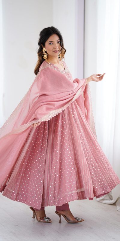 SRK 5293 Peach With Crunchy Silk With Fully Flair with Lace Work & Embroidery Work Anarkali Gown . Introductory Price βΉ2149. Delivery 4-6 Worki | Gowns, Bollywood Gowns, Creative Gowns, Designer Gowns, Embroidered Gowns, Party Wear Gowns