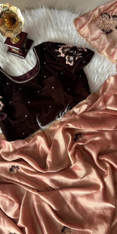 AC AZAELEA Peach Rangoli Silk Lace Work & Resham Work Saree with . Exclusive Offer ₹2549. Delivery 4-6 Working Days. Shop now. | Sarees, Bollywood Sarees, Creative Sarees, Designer Sarees, Embroidered Sarees, Ethnic Saree, Modern Digital sarees, Party Wear Sarees