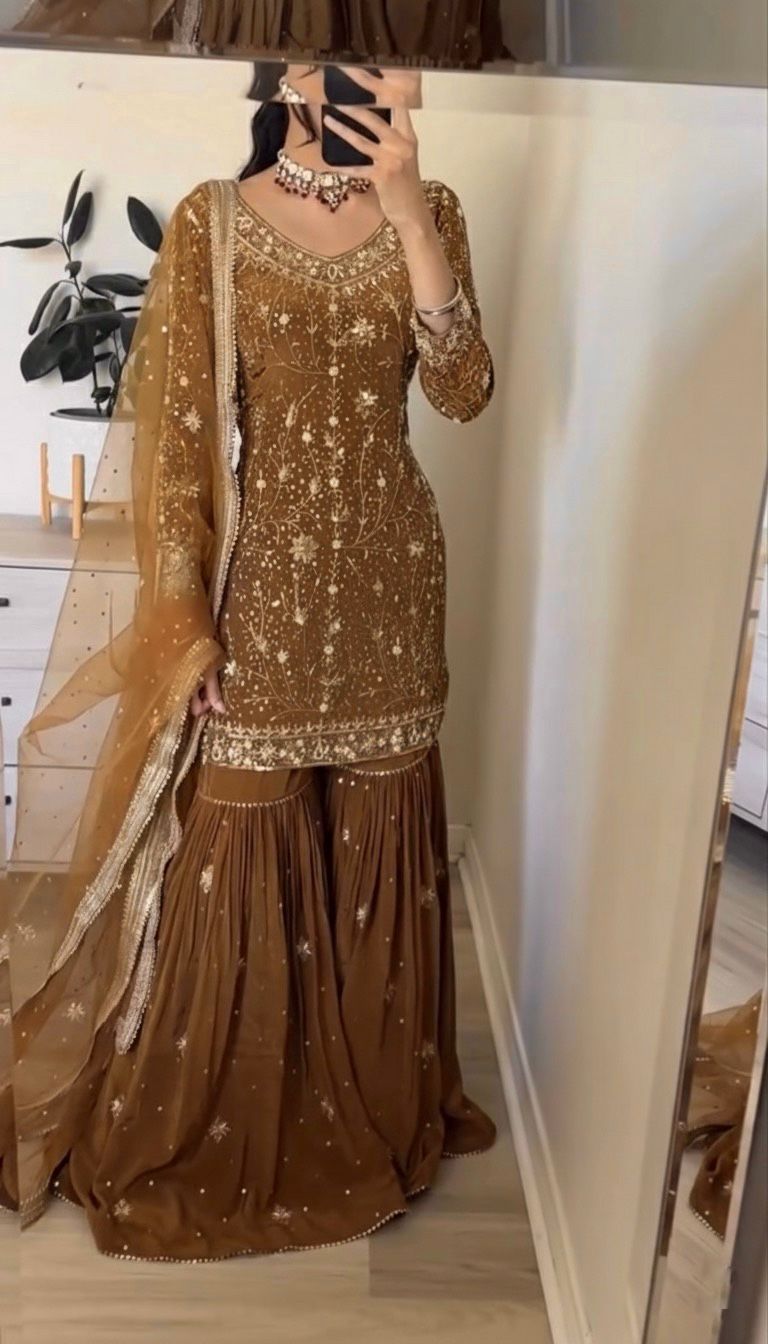 Chiku Georgette With Embroidery Lace Work Salwar Suit - Image 5