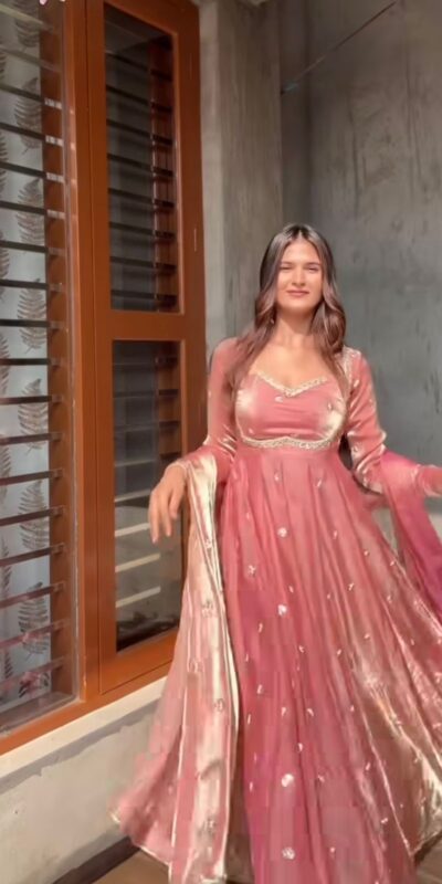 Peach Fendy Silk Embroidery Lace Work Salwar Suit