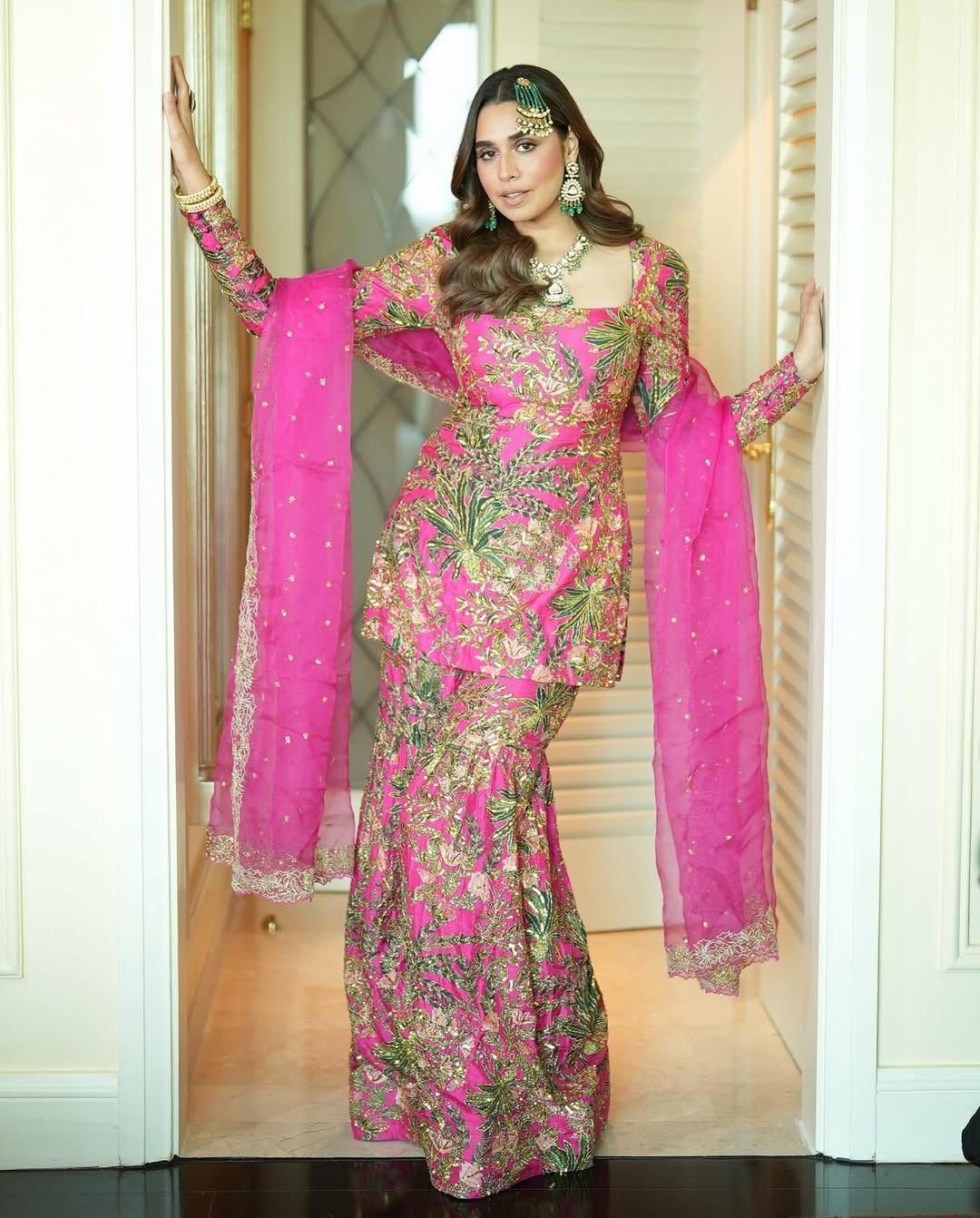 BD 1731 Pink Silk- Faux Georgette Digital Print Salwar Suit Casual, Wedding, Party, Festive, Events Etc.4-6 Working Days@ 1999/-only | Jump Suits, Salwar suit, Casual Suits, Creative suits, Designer Suits, Palazzo Suits, Party Wear Suits, Patiala Suits, Straight Suits