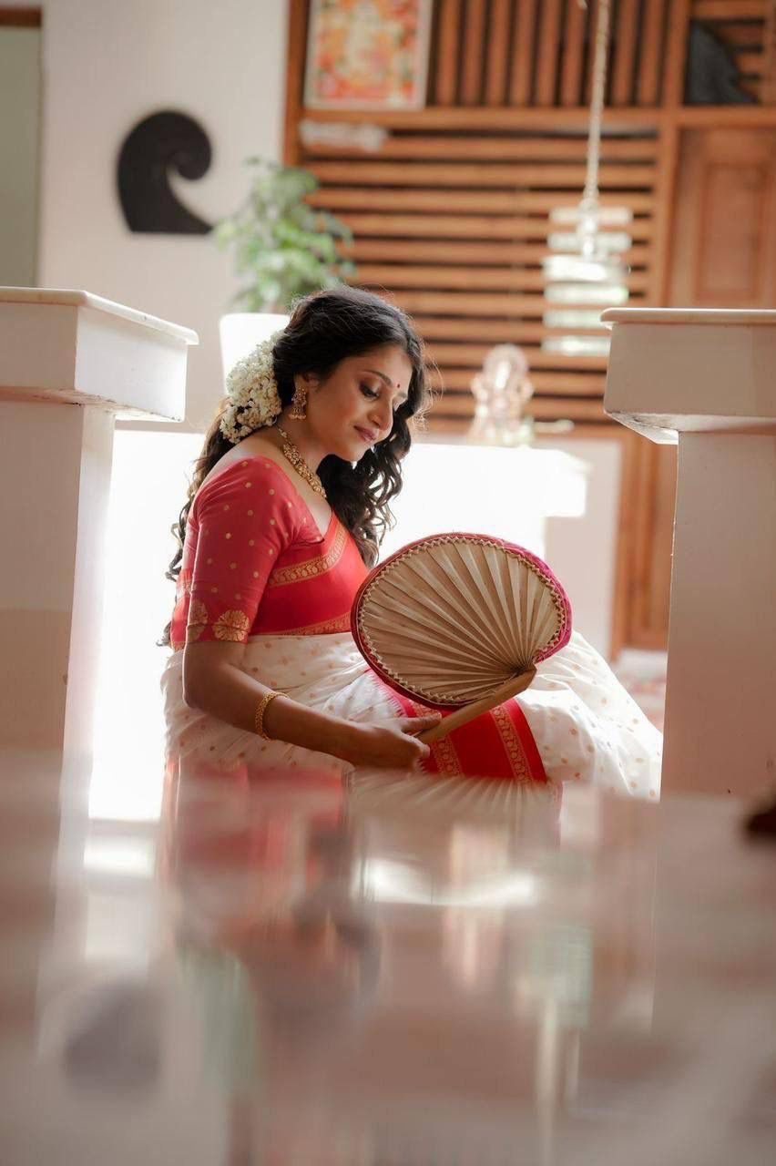 White Lichi Silk Lace Work Saree - Image 6