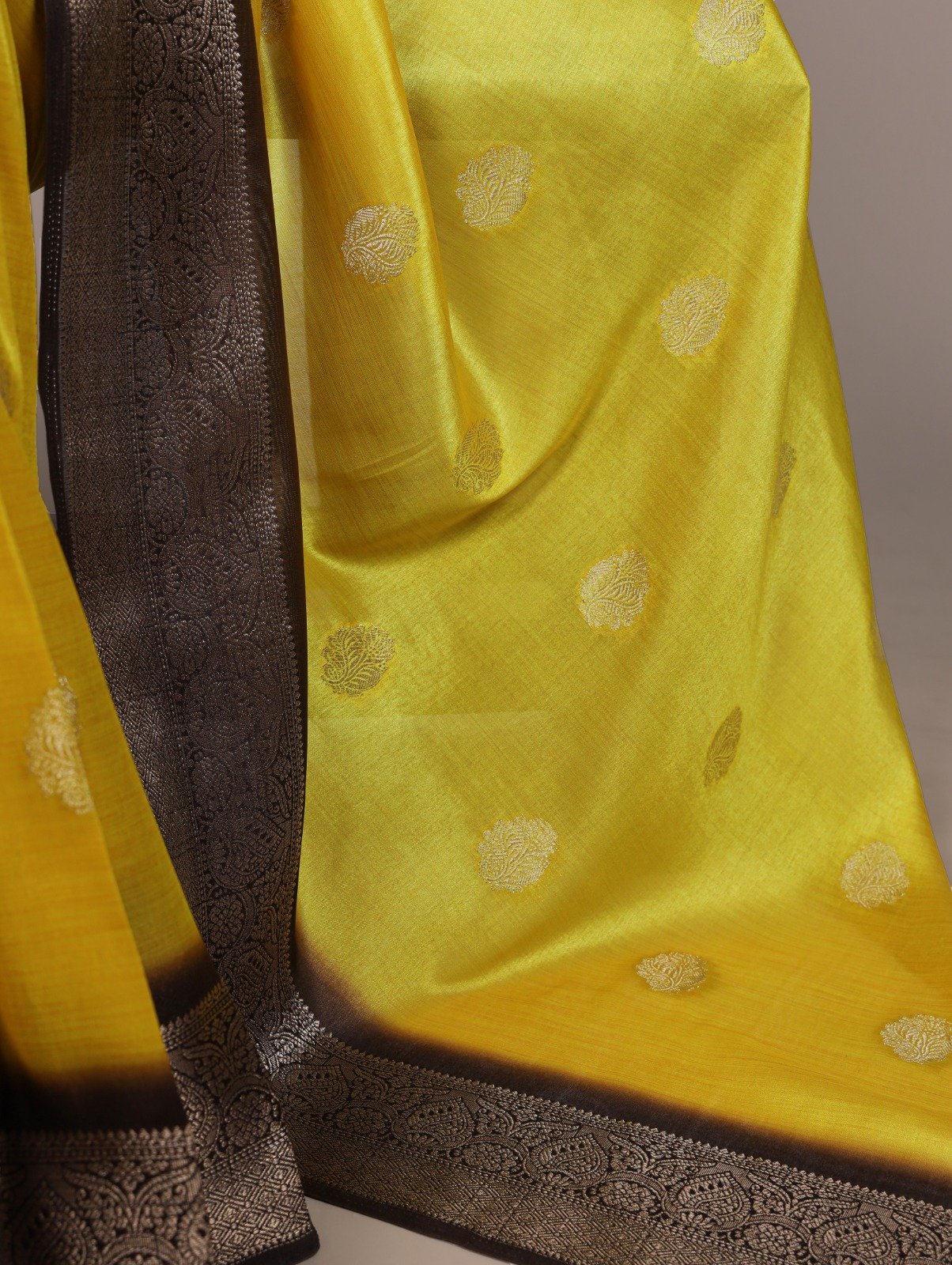 Yellow Rumali Silk Zari Work Saree - Image 3