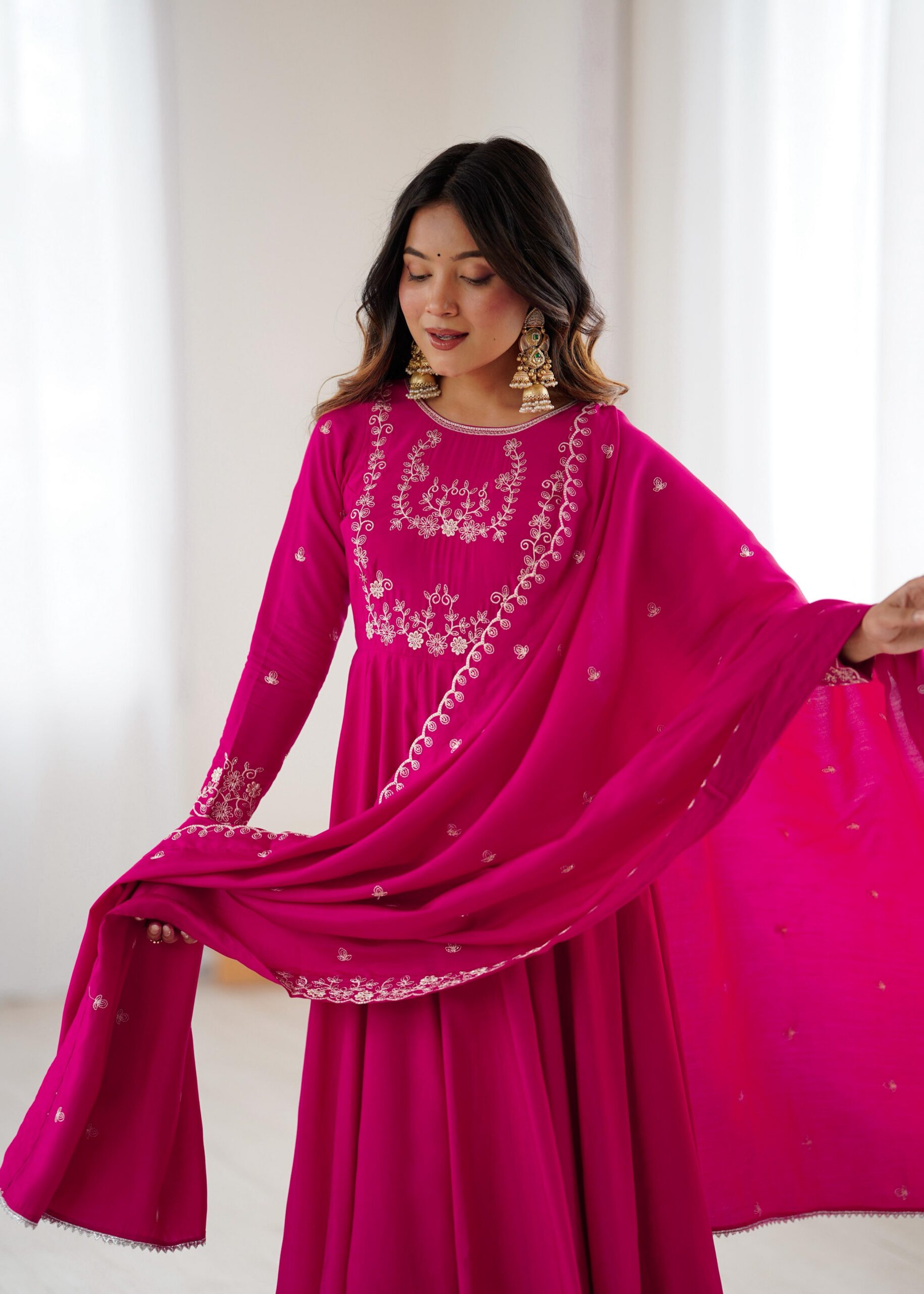 Dark Pink Roman Chanderi Silk Bead Work Salwar Suit - Image 7