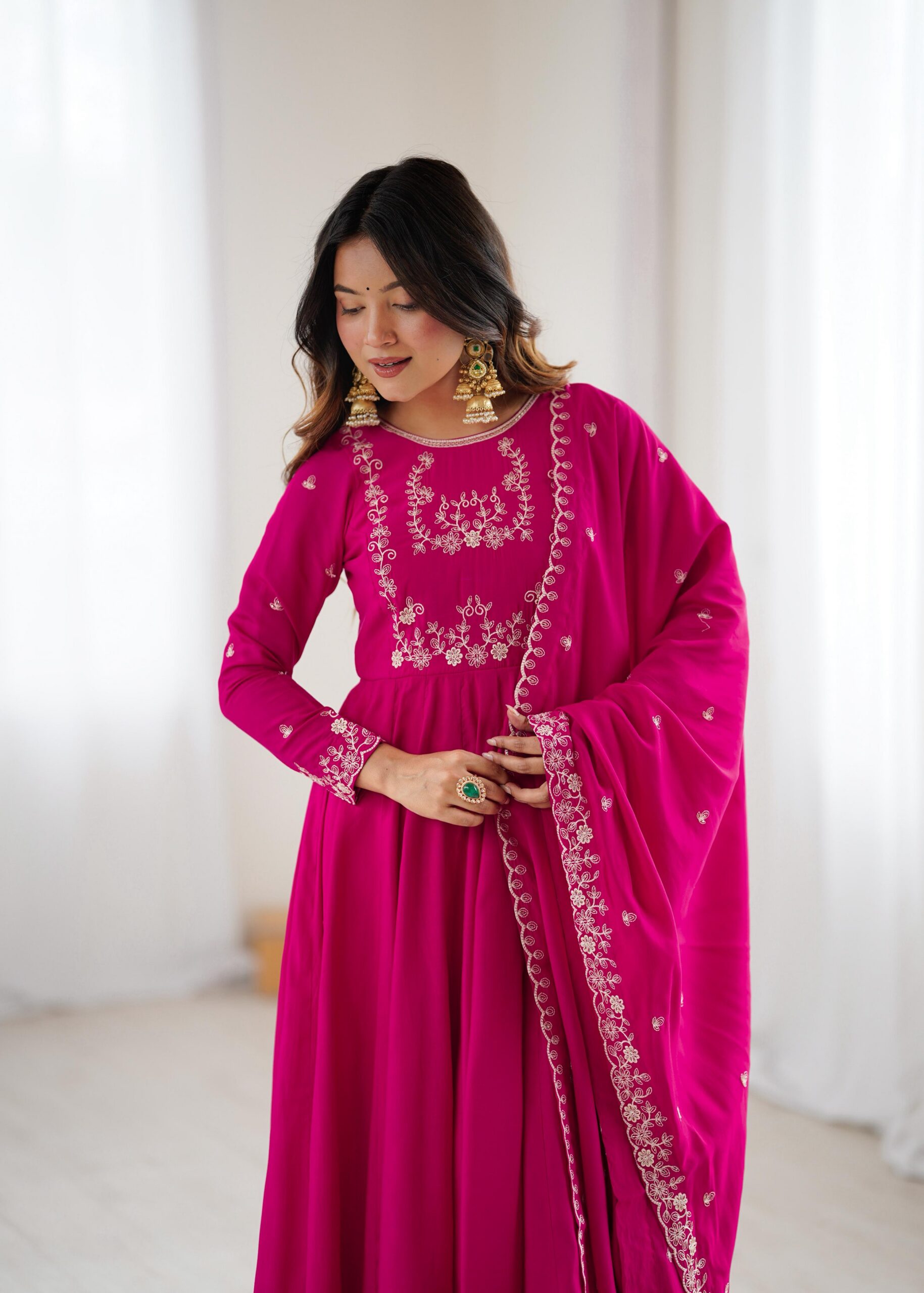 Dark Pink Roman Chanderi Silk Bead Work Salwar Suit - Image 8