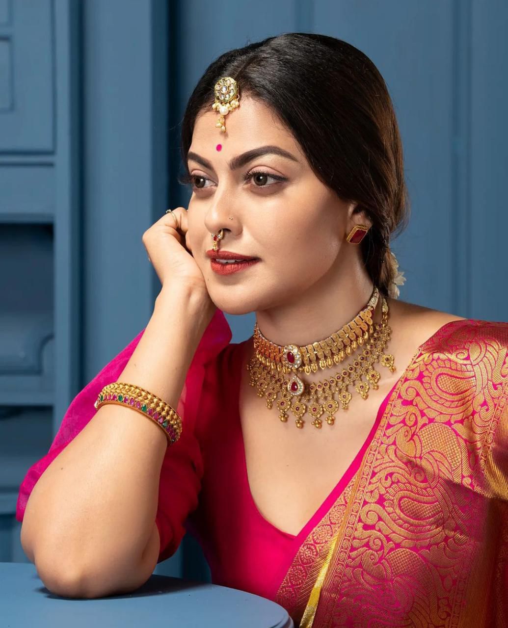 Mustered Soft Lichi Silk Border Lace Work Saree - Image 7