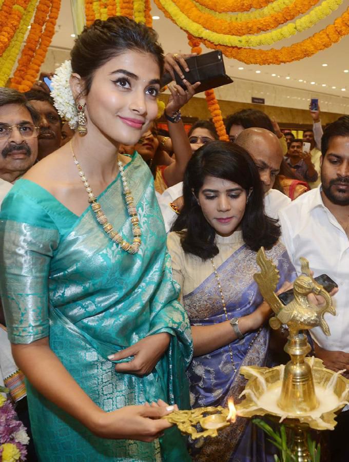 Sky Blue Soft Lichi Silk Border Lace Work Saree - Image 2