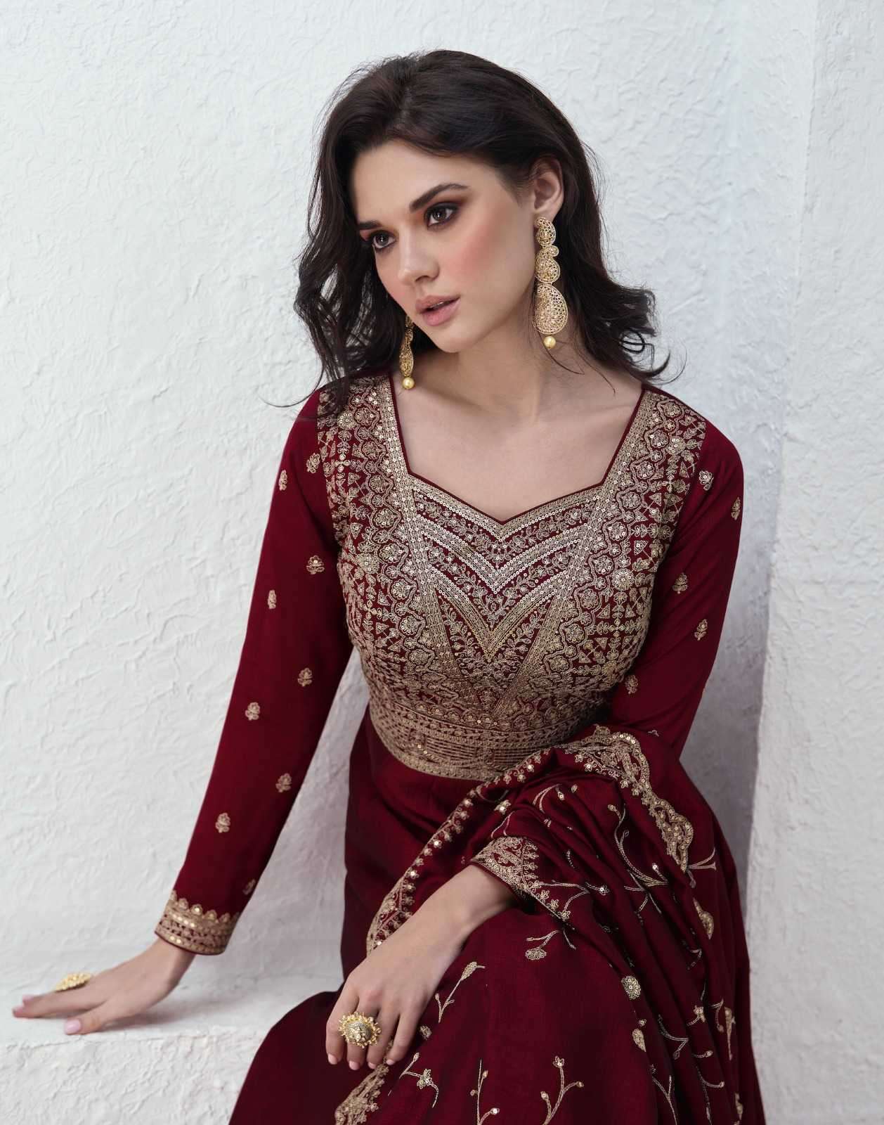 Maroon Vichitra Embroidery Lace Work Salwar Suit - Image 5