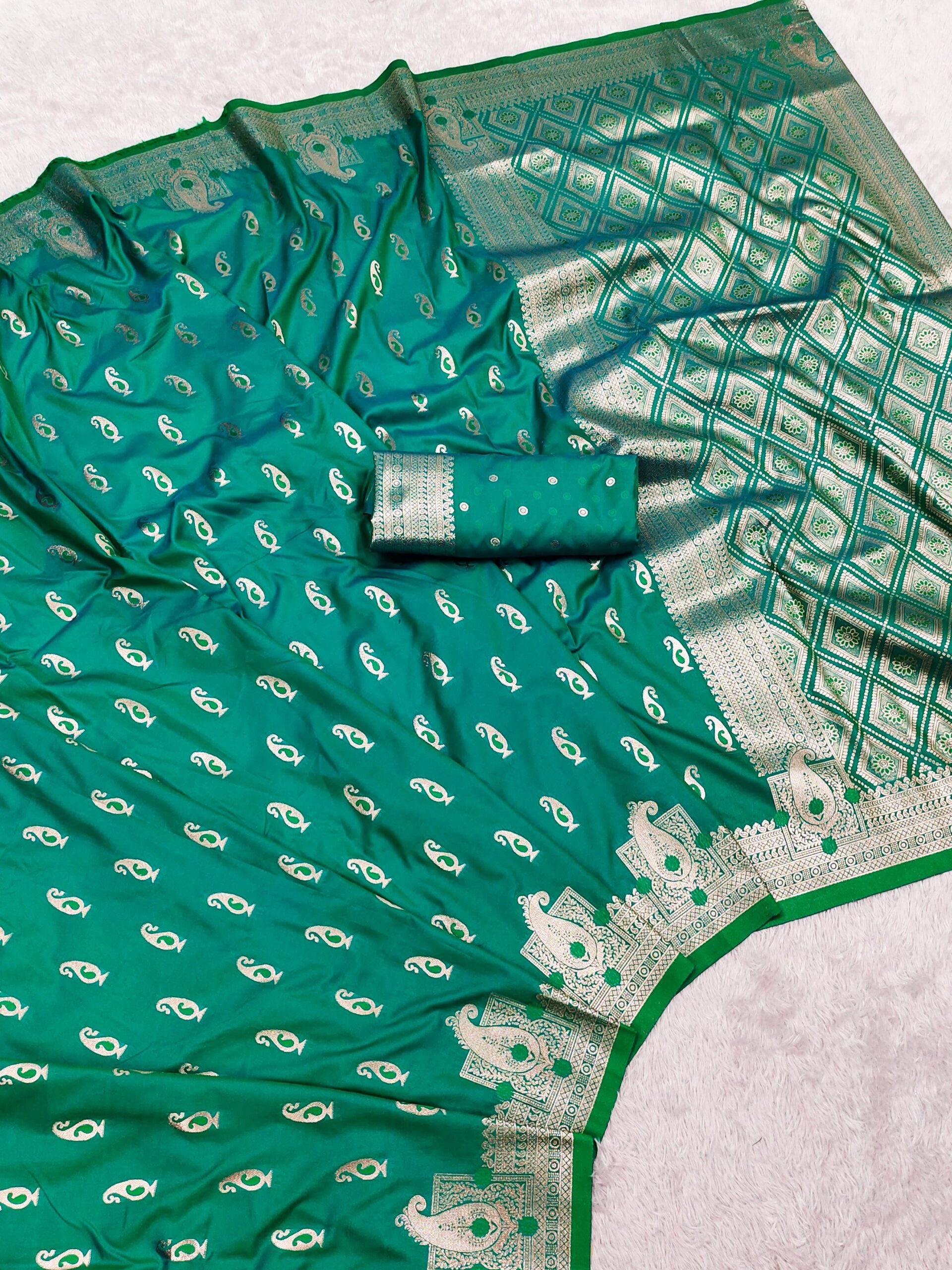 Firozi Banarasi Silk Zari Weaving Saree