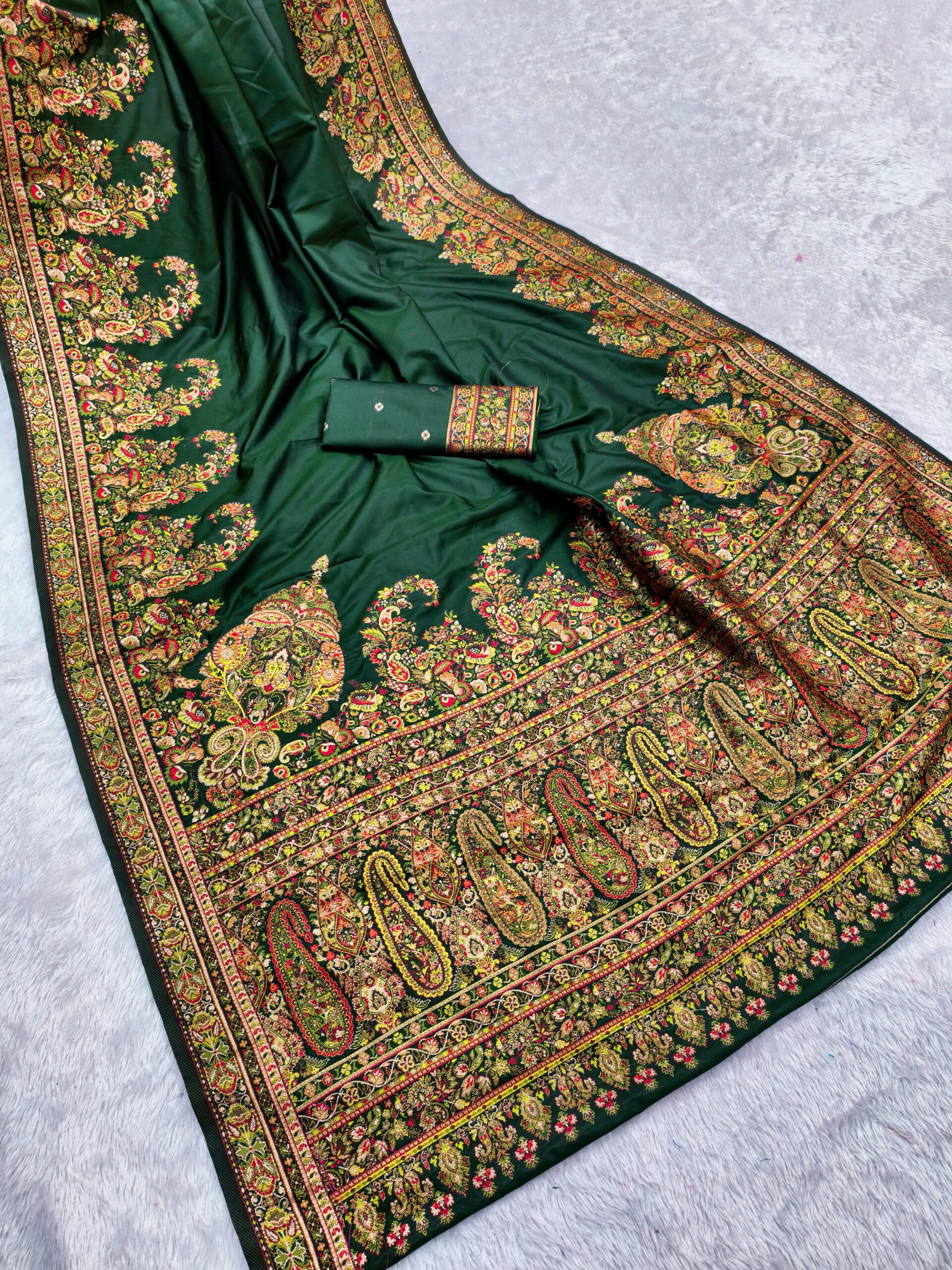 Green Pashmina Silk Woven Motifs Saree