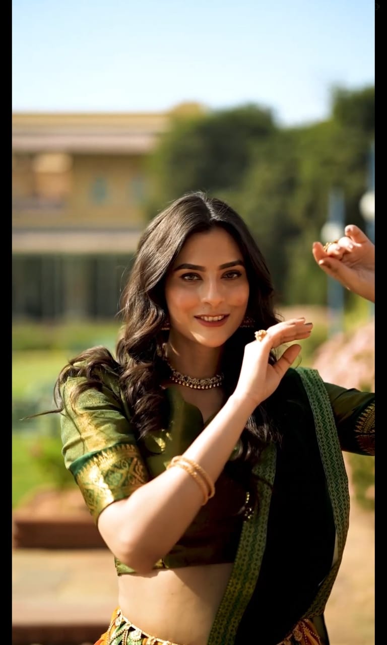 LNB 2001 Mustard Color Peaceful Kanchipuram Zari Weaving Lehenga Choli Wedding, Festive, Events Expected Delivery 4-6 Working Days@2199/- Only | Lehenga, Bollywood Lehenga, Creative Lehenga, Designer Lehenga, Embroidered Lehenga, Party Wear Lehenga