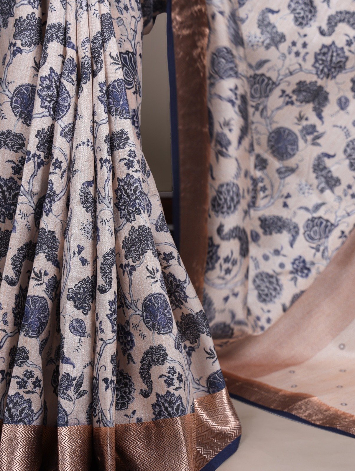 YNF 7055 Off White in Tasar Silk With Viscose Border Lace Work & Lace Border Saree. Exclusive Offer ₹1699. Delivery 4-6 Working Days. Shop now. | Sarees, Bollywood Sarees, Creative Sarees, Designer Sarees, Embroidered Sarees, Ethnic Saree, Modern Digital sarees, Party Wear Sarees