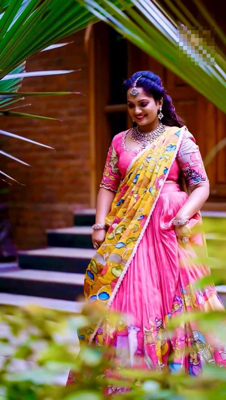 PC 427 Pink Chent Crap Lehenga Choli Perfect for Wedding, Party, Lohri, Ethnic Day, Festival Celebrations – . Affordable Price ₹2079. Delivery 4-6 Work | Lehenga, Bollywood Lehenga, Creative Lehenga, Designer Lehenga, Embroidered Lehenga, Party Wear Lehenga