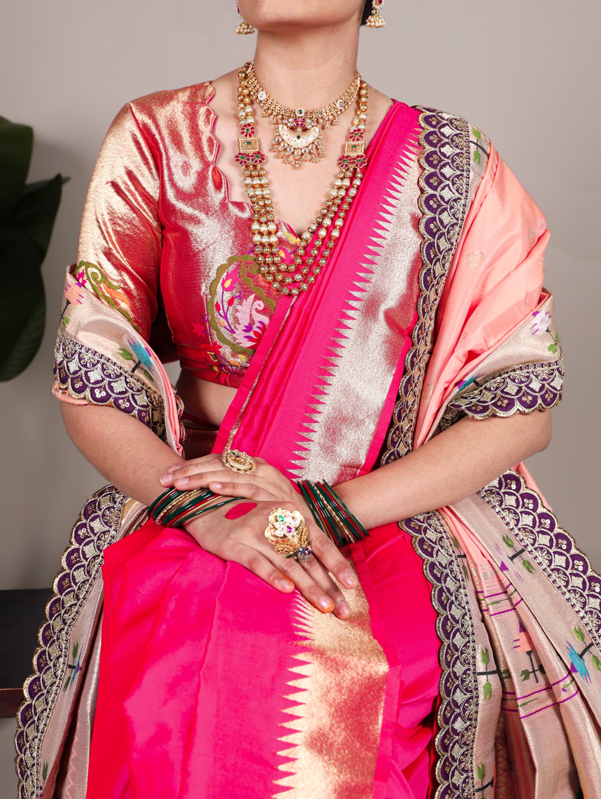 Pink Jacquard Printed Zari Saree - Image 3