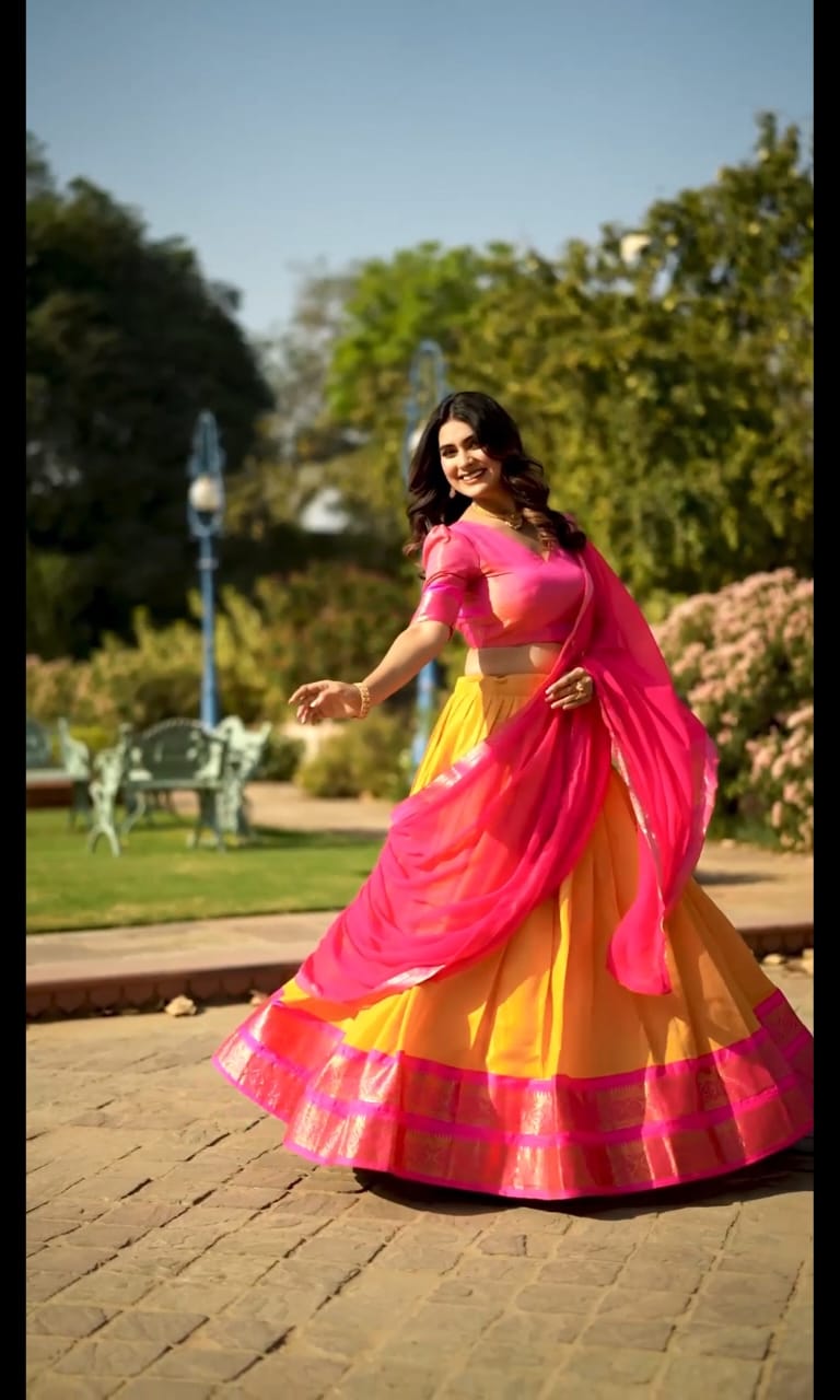 LNB 2001 Yellow Color Peaceful Kanchipuram Zari Weaving Lehenga Choli Wedding, Festive, Events Expected Delivery 4-6 Working Days@2199/- Only | Lehenga, Bollywood Lehenga, Creative Lehenga, Designer Lehenga, Embroidered Lehenga, Party Wear Lehenga