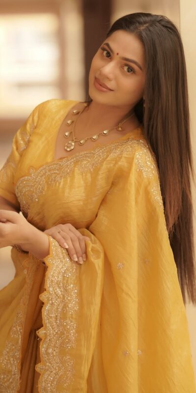 JR 642 Yellow Soft gold crush Saree Perfect for Wedding, Party, Diwali, Pongal, Baisakhi – . Now at just ₹1999. Delivery 4-6 Working Days. Shop now. | Sarees, Bollywood Sarees, Creative Sarees, Designer Sarees, Embroidered Sarees, Ethnic Saree, Modern Digital sarees, Party Wear Sarees