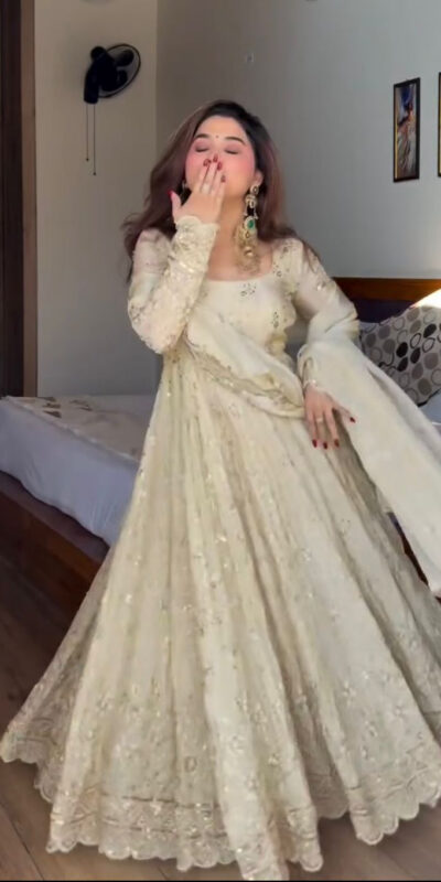 SRK 5329 Cream Crunchy Silk Salwar Suit Perfect for Wedding, Party, Onam, Housewarming, Karwa Chauth – . Get it for ₹2449. Delivery 4-6 Working Days. | Anarkali Suits, Bollywood Anarkali, Creative-Anarkali, Designer Anarkali, Embroidered Anarkali, Party Wear Anarkali