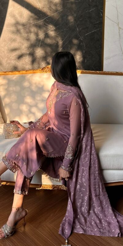 SRK 5328 Onion Color Dual Tone Star Georgette Salwar Suit with Embroidery Work. Affordable Price ₹1949. Delivery 4-6 Working Days. Shop now. | Jump Suits, Salwar suit, Casual Suits, Creative suits, Designer Suits, Palazzo Suits, Party Wear Suits, Patiala Suits, Straight Suits