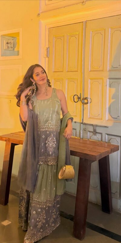 BB 47 Pista Chinon Salwar Suit with Embroidery Work. Wedding, Party, Festive, Events, Exclusive Offer ₹2599. Delivery 4-6 Working Days. Shop now. | Jump Suits, Salwar suit, Casual Suits, Creative suits, Designer Suits, Palazzo Suits, Party Wear Suits, Patiala Suits, Straight Suits