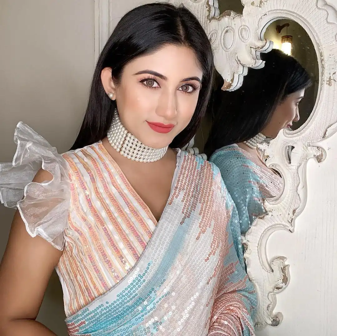 JR 556 White Color Soft georgette shaded sequence work Saree Casual, Party Wear, Wedding, Events Etc. Expected Delivery 4-6 Working Days 1699/- | Sarees, Bollywood Sarees, Creative Sarees, Designer Sarees, Embroidered Sarees, Ethnic Saree, Modern Digital sarees, Party Wear Sarees