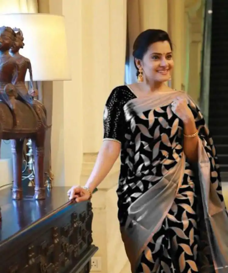 KP 4057 Black Color Soft Lichi Silk Jacquard On All Over Saree Casual, Party Wear, Wedding, Events Etc. Expected Delivery 4-6 Working Days @1349/- | Sarees, Bollywood Sarees, Creative Sarees, Designer Sarees, Embroidered Sarees, Ethnic Saree, Modern Digital sarees, Party Wear Sarees