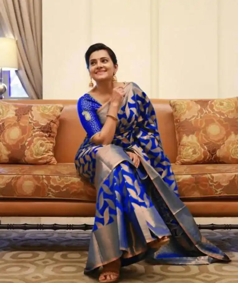 KP 4057 Royal Blue Color Soft Lichi Silk Jacquard On All Over Saree Casual, Party Wear, Wedding, Events Etc. Expected Delivery 4-6 Working Days @1349/- | Sarees, Bollywood Sarees, Creative Sarees, Designer Sarees, Embroidered Sarees, Ethnic Saree, Modern Digital sarees, Party Wear Sarees