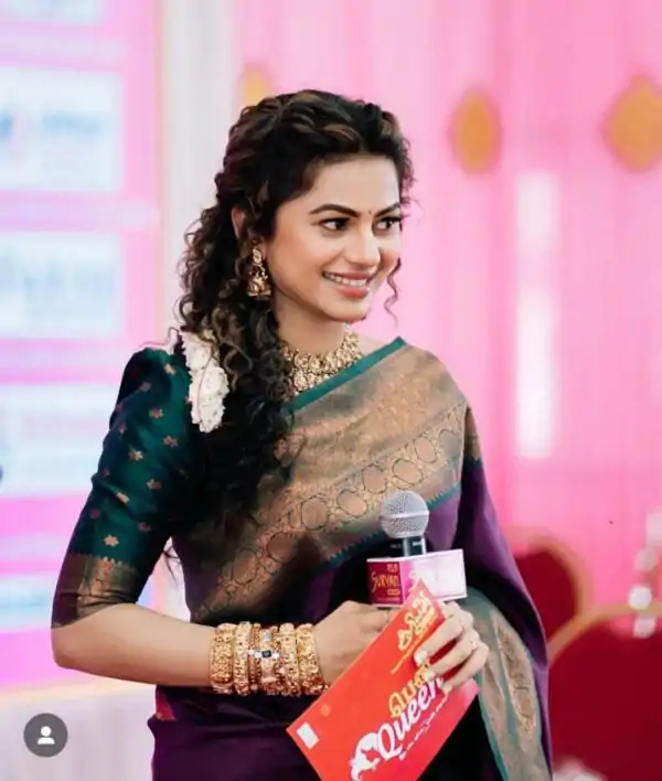 Wine Soft Silk Jacquard Work On All Over Saree - Image 3