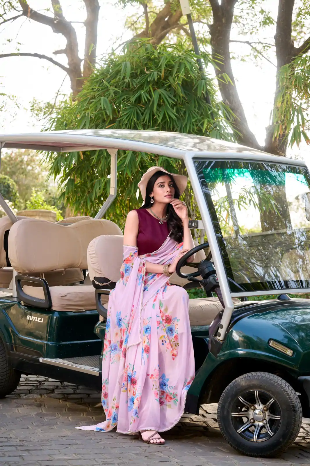 YNF 7041 Light Pink Color Weightless Marble Floral Printed Saree Casual, Wedding, Festive, Events . Expected Delivery  4-6 Working Days @1549/- only                                                                                                                                           | Sarees, Bollywood Sarees, Creative Sarees, Designer Sarees, Embroidered Sarees, Ethnic Saree, Modern Digital sarees, Party Wear Sarees