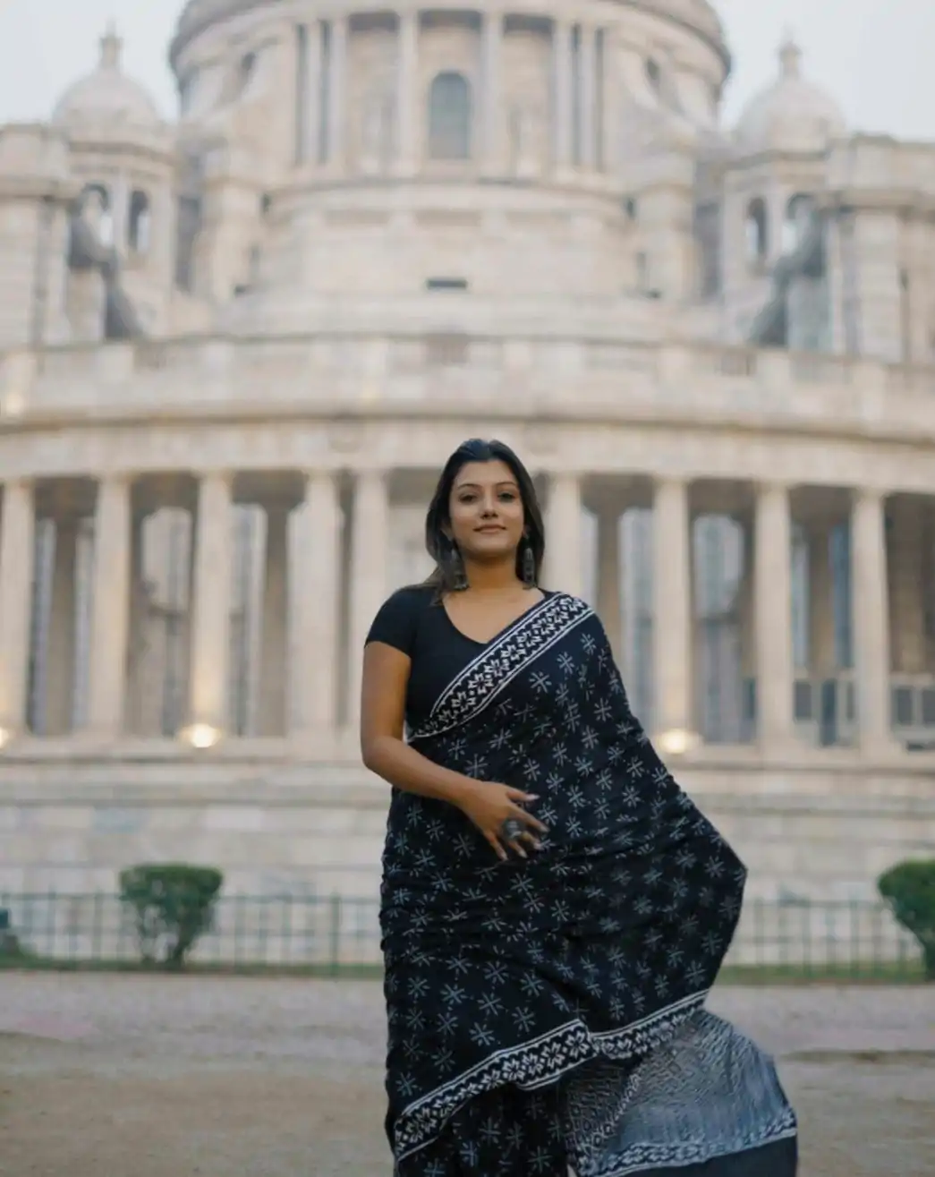 KP 4074 Pink  Color Lichi Silk Jacquard Work On All Over Saree Casual, Wedding, Festive, Events . Expected Delivery  4-6 Working Days @1399/- only                                                                                                                                           | Sarees, Bollywood Sarees, Creative Sarees, Designer Sarees, Embroidered Sarees, Ethnic Saree, Modern Digital sarees, Party Wear Sarees