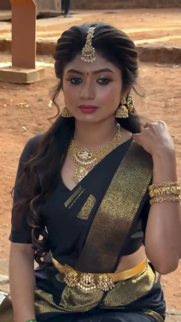 KP 5095 Butti Black Color Jacquard With Designer Work All Over Saree . Exclusive Offer ₹1344. Delivery 4-6 Working Days. Shop now. | Sarees, Bollywood Sarees, Creative Sarees, Designer Sarees, Embroidered Sarees, Ethnic Saree, Modern Digital sarees, Party Wear Sarees