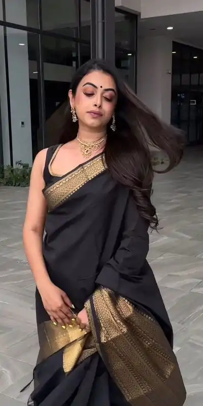 KP 5095 Black Color Jacquard With Designer Work All Over Saree . Exclusive Offer ₹1344. Delivery 4-6 Working Days. Shop now. | Sarees, Bollywood Sarees, Creative Sarees, Designer Sarees, Embroidered Sarees, Ethnic Saree, Modern Digital sarees, Party Wear Sarees
