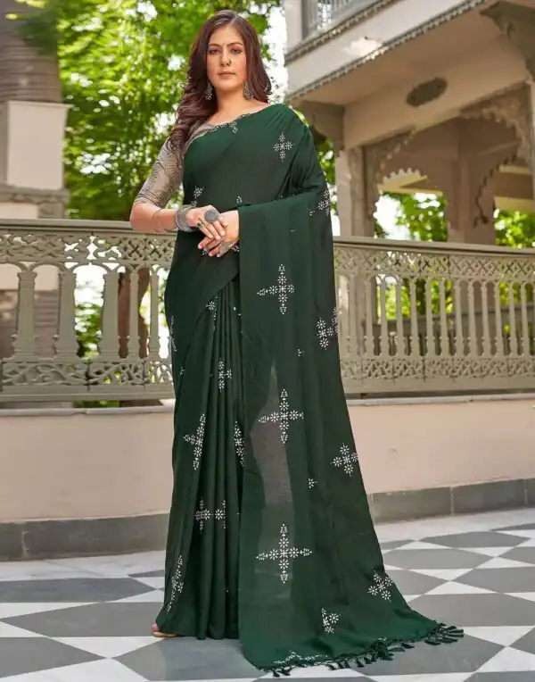 Green Natural Silk With Thread Embroidery Saree