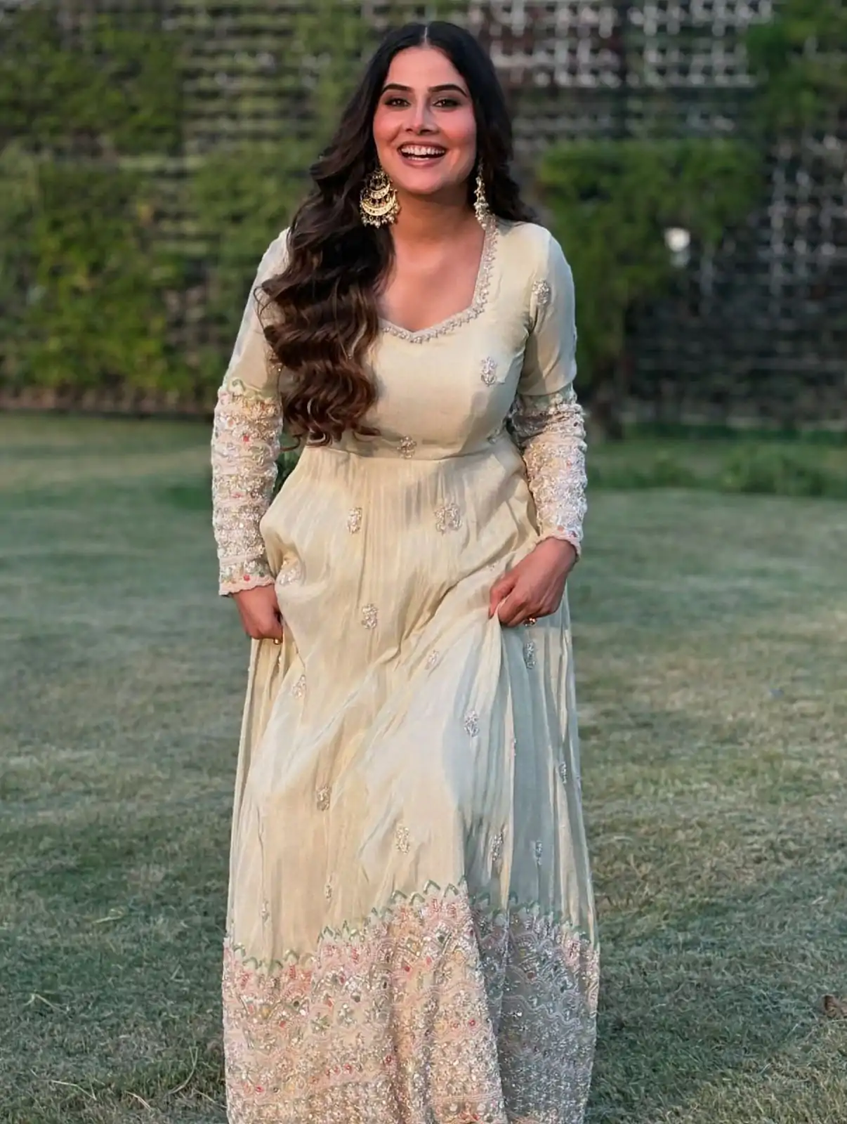 SSR 528 Off White Heavy Georgette With Heavy Embroidery Sequence Work Gown with Embroidery Work. Best Price ₹2399. Delivery 4-6 Working Days. | Gowns, Bollywood Gowns, Creative Gowns, Designer Gowns, Embroidered Gowns, Party Wear Gowns