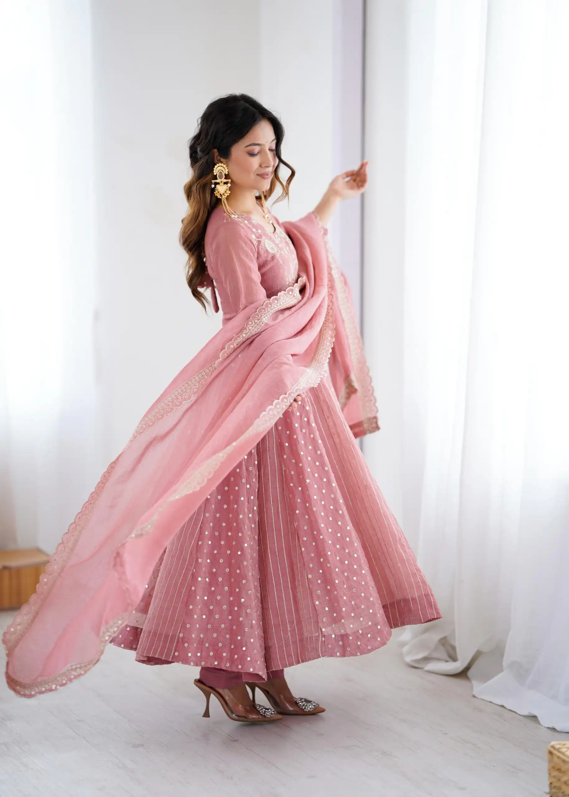 SRK 5293 Peach With Crunchy Silk With Fully Flair with Lace Work & Embroidery Work Anarkali Gown . Introductory Price ₹2149. Delivery 4-6 Worki | Gowns, Bollywood Gowns, Creative Gowns, Designer Gowns, Embroidered Gowns, Party Wear Gowns