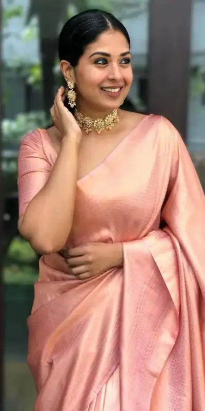KP 4040 Peach Soft Lichi Silk Saree Perfect for Wedding, Party, Ethnic Day, Raksha Bandhan, Temple Visit – . Exclusive Offer ₹1299. Delivery 4-6 Working D | Sarees, Bollywood Sarees, Creative Sarees, Designer Sarees, Embroidered Sarees, Ethnic Saree, Modern Digital sarees, Party Wear Sarees