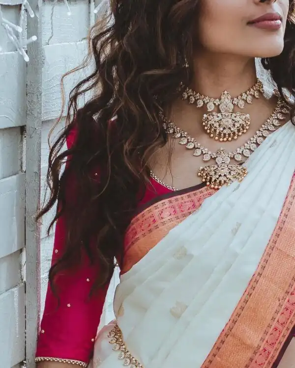 Pink Lichi Silk With Lace Jacquard Work Saree - Image 3