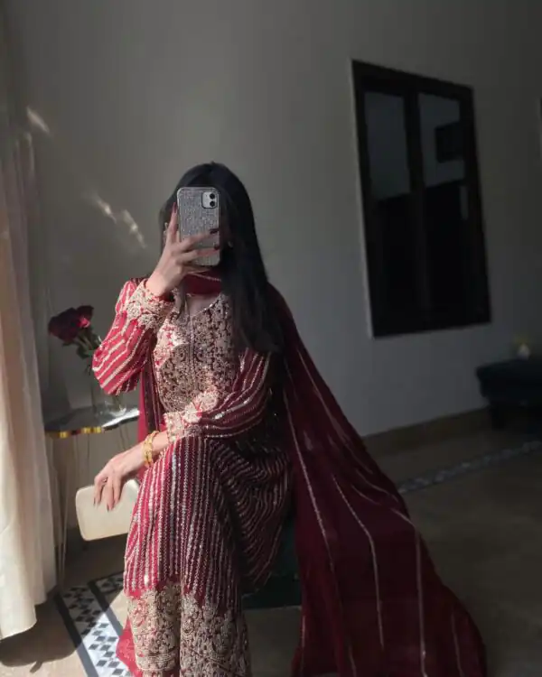 Red Faux Georgette Lace Work Salwar Suit - Image 3