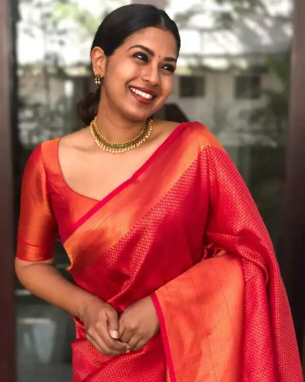 KP 4040 Red Soft Lichi Silk Saree Perfect for Wedding, Party, Ethnic Day, Raksha Bandhan, Temple Visit – . Exclusive Offer ₹1299. Delivery 4-6 Working D | Sarees, Bollywood Sarees, Creative Sarees, Designer Sarees, Embroidered Sarees, Ethnic Saree, Modern Digital sarees, Party Wear Sarees