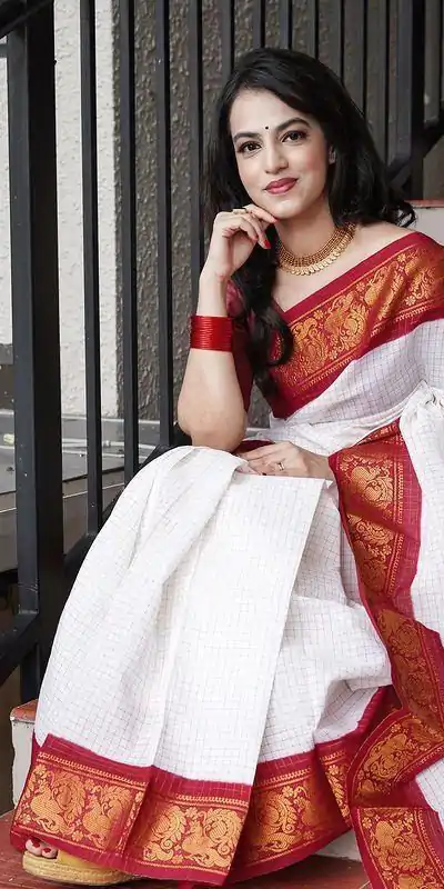 KP 3025 Red Soft Lichi Silk Saree Perfect for Wedding, Party, Baby Shower, Onam, Durga Puja . Available at ₹1449 only. Delivery 4-6 Working Days. | Sarees, Bollywood Sarees, Creative Sarees, Designer Sarees, Embroidered Sarees, Ethnic Saree, Modern Digital sarees, Party Wear Sarees