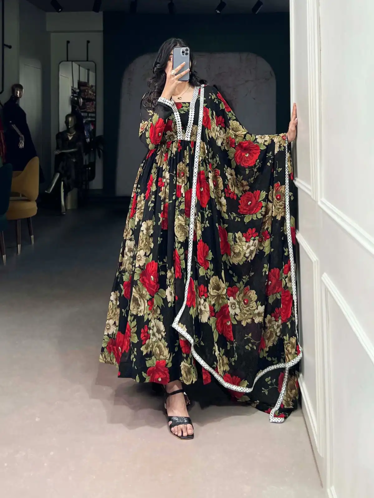 YNF 5040 Red Color Georgette Floral Printed Paper Mirror Lace Gown Casual, Wedding, Party, Festive, Events Etc. Expected Delivery 4-6 Working Days @1899/- | Gowns, Bollywood Gowns, Creative Gowns, Designer Gowns, Embroidered Gowns, Party Wear Gowns