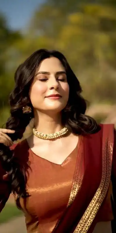 LNB 2001 Cream Color Peaceful Kanchipuram Zari Weaving Lehenga Choli Wedding, Festive, Events Expected Delivery 4-6 Working Days@2199/- Only | Lehenga, Bollywood Lehenga, Creative Lehenga, Designer Lehenga, Embroidered Lehenga, Party Wear Lehenga